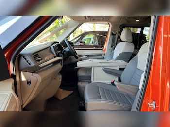 Used Volkswagen Multivan 2023 for sale - 75467947: Photo