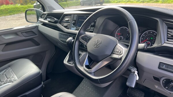 Used Volkswagen Transporter 2022 for sale - 76196038: Photo 6