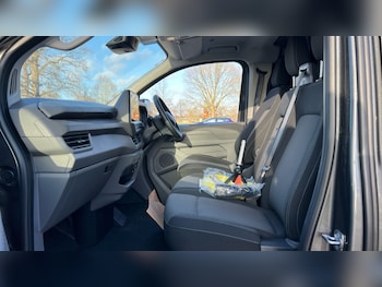 Used Volkswagen Transporter 2025 for sale - 76817769: Photo