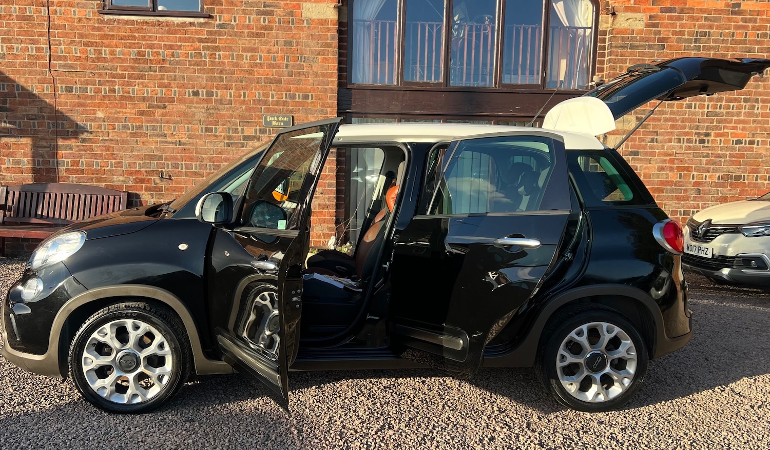 Used Fiat 500L 2014 for sale - 77906729: Photo 2