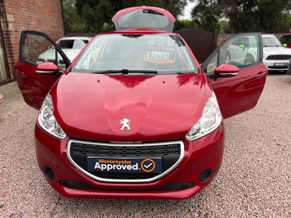 Used Peugeot 208 2013 for sale - 76257971: Photo 19