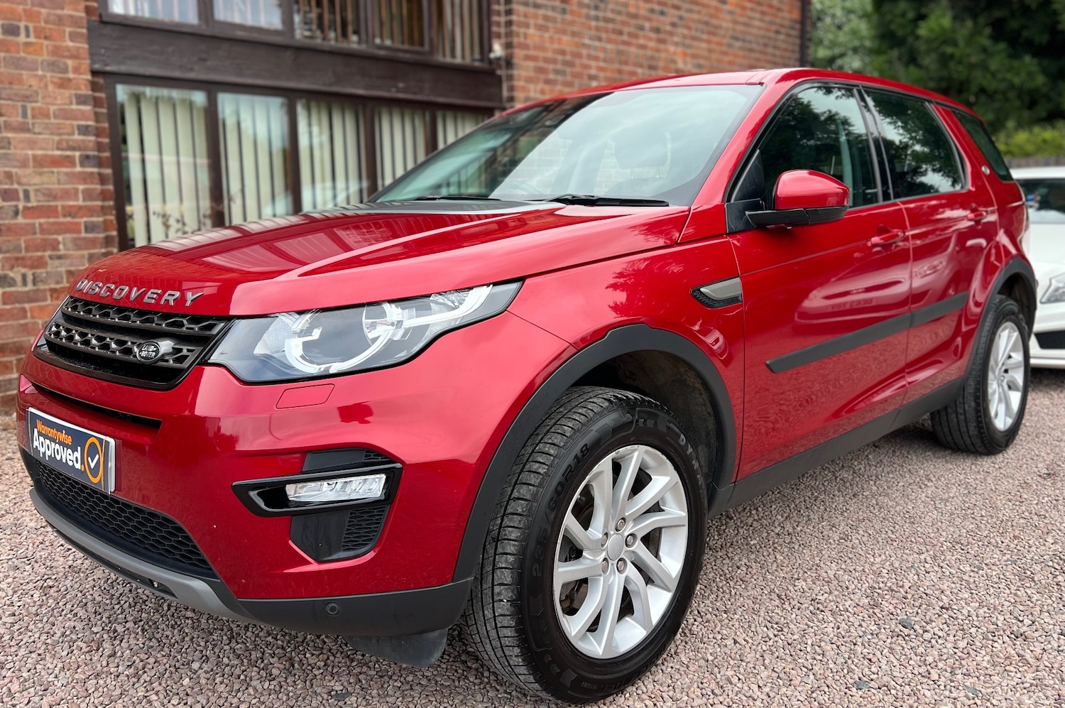 Used Land Rover Discovery Sport 2017 for sale - 74952150: Photo 14