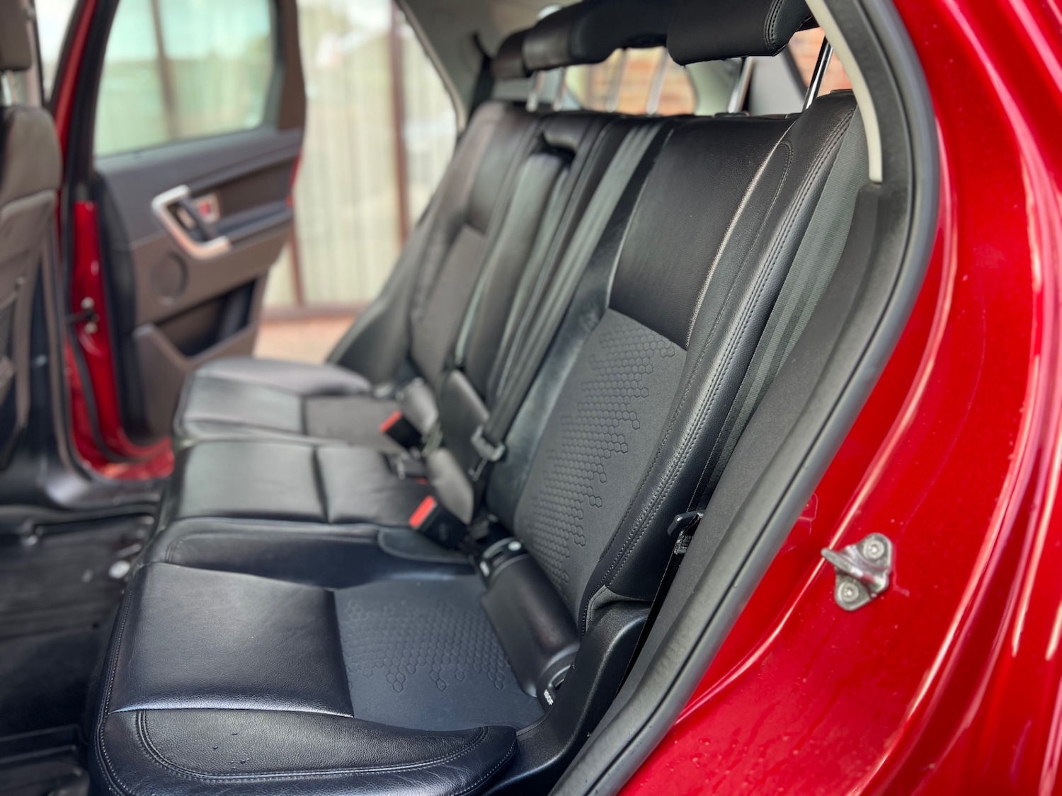 Used Land Rover Discovery Sport 2017 for sale - 74952150: Photo 8