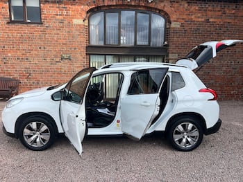 Used Peugeot 2008 2016 for sale - 79575888: Photo
