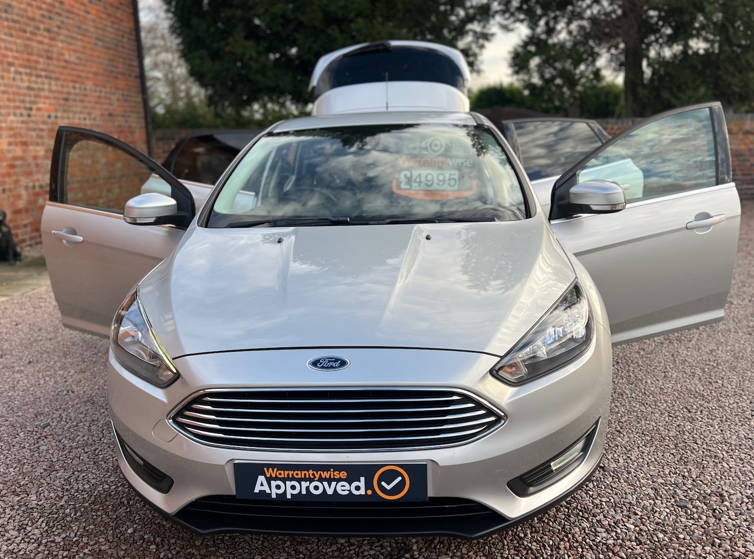 Used Ford Focus 2016 for sale - 76932209: Photo 3