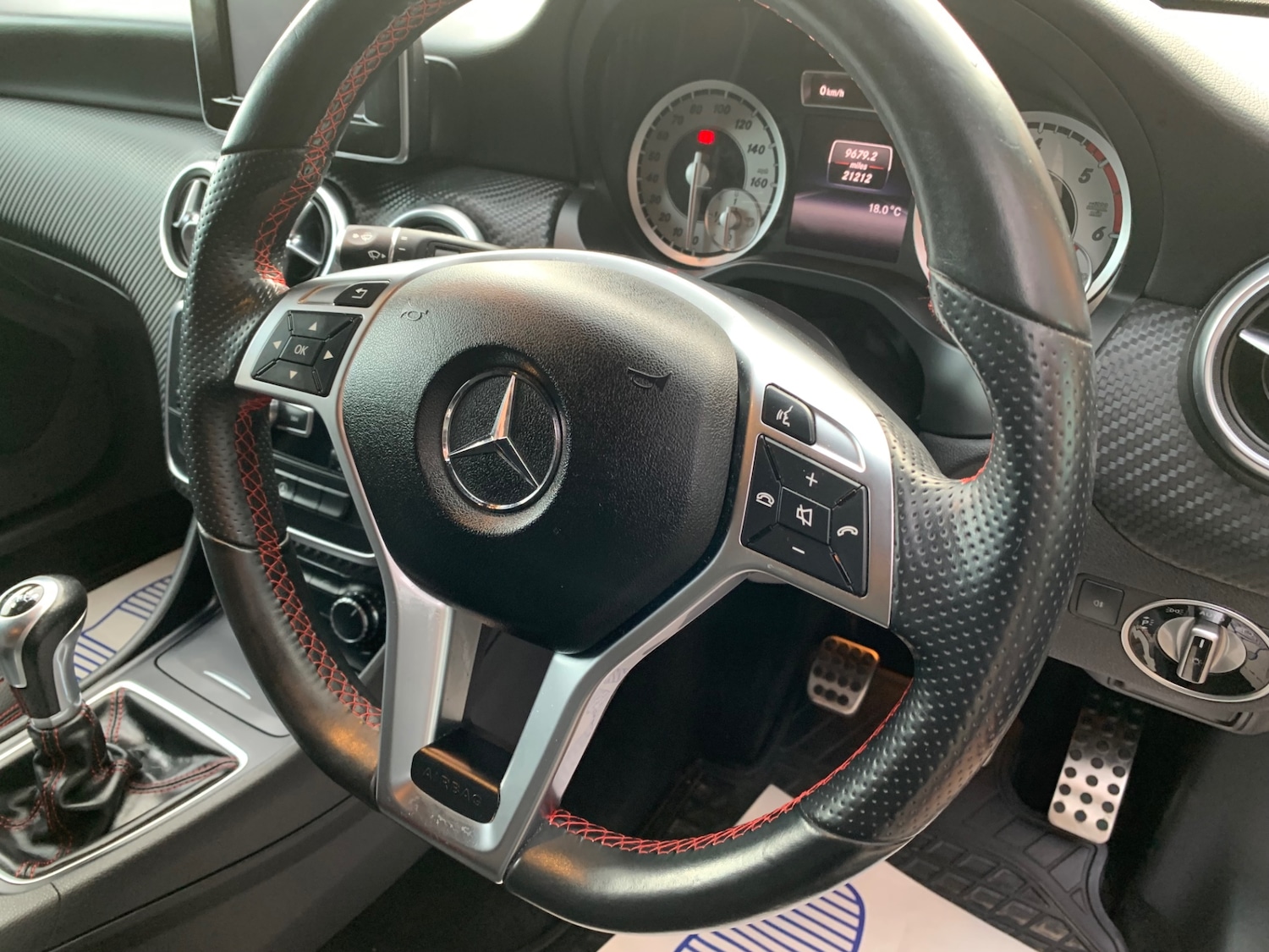 Used Mercedes-Benz A-Class 2015 for sale - 76931979: Photo 4