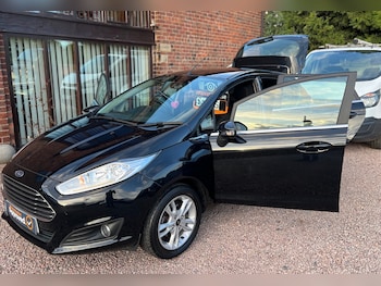 2015 (65) - 1.0 EcoBoost Zetec 5dr