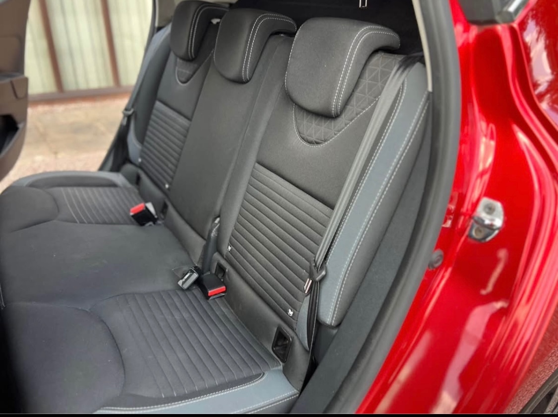 Used Renault Clio 2016 for sale - 76510515: Photo 8