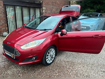 Used Ford Fiesta 2015 for sale - 76478273: Photo