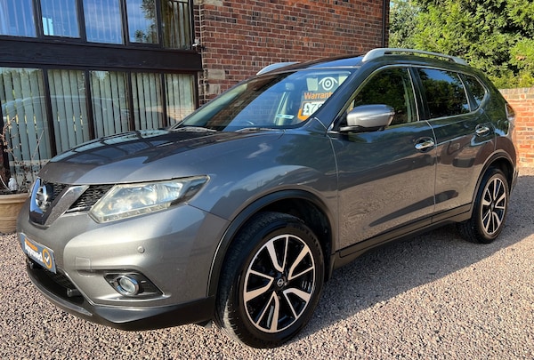 Used Nissan X-Trail 2016 for sale - 75101044: Photo 1
