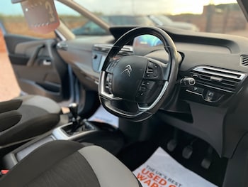 Used Citroen C4 Picasso 2015 for sale - 75556331: Photo