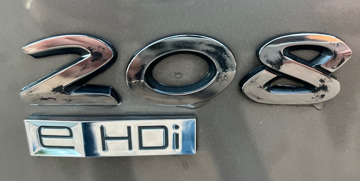 Used Peugeot 208 2014 for sale - 76640124: Photo 16