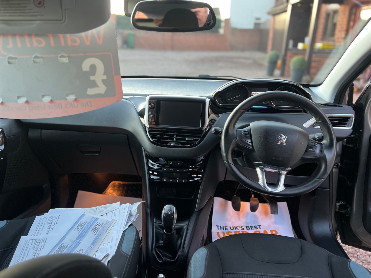 Used Peugeot 208 2014 for sale - 76640124: Photo 17