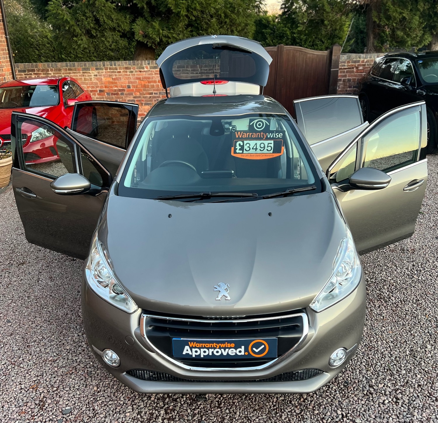 Used Peugeot 208 2014 for sale - 76640124: Photo 22