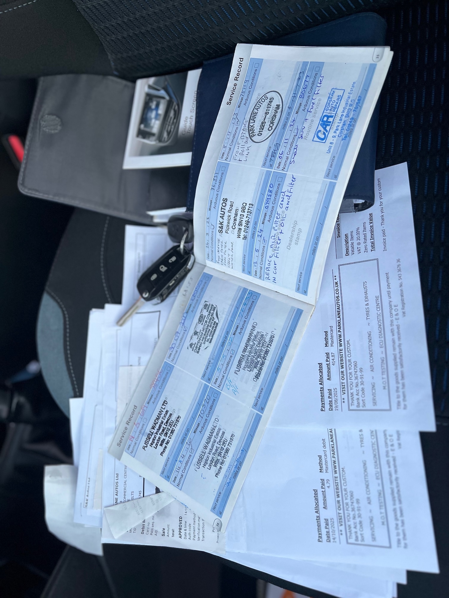 Used Peugeot 208 2014 for sale - 76640124: Photo 4