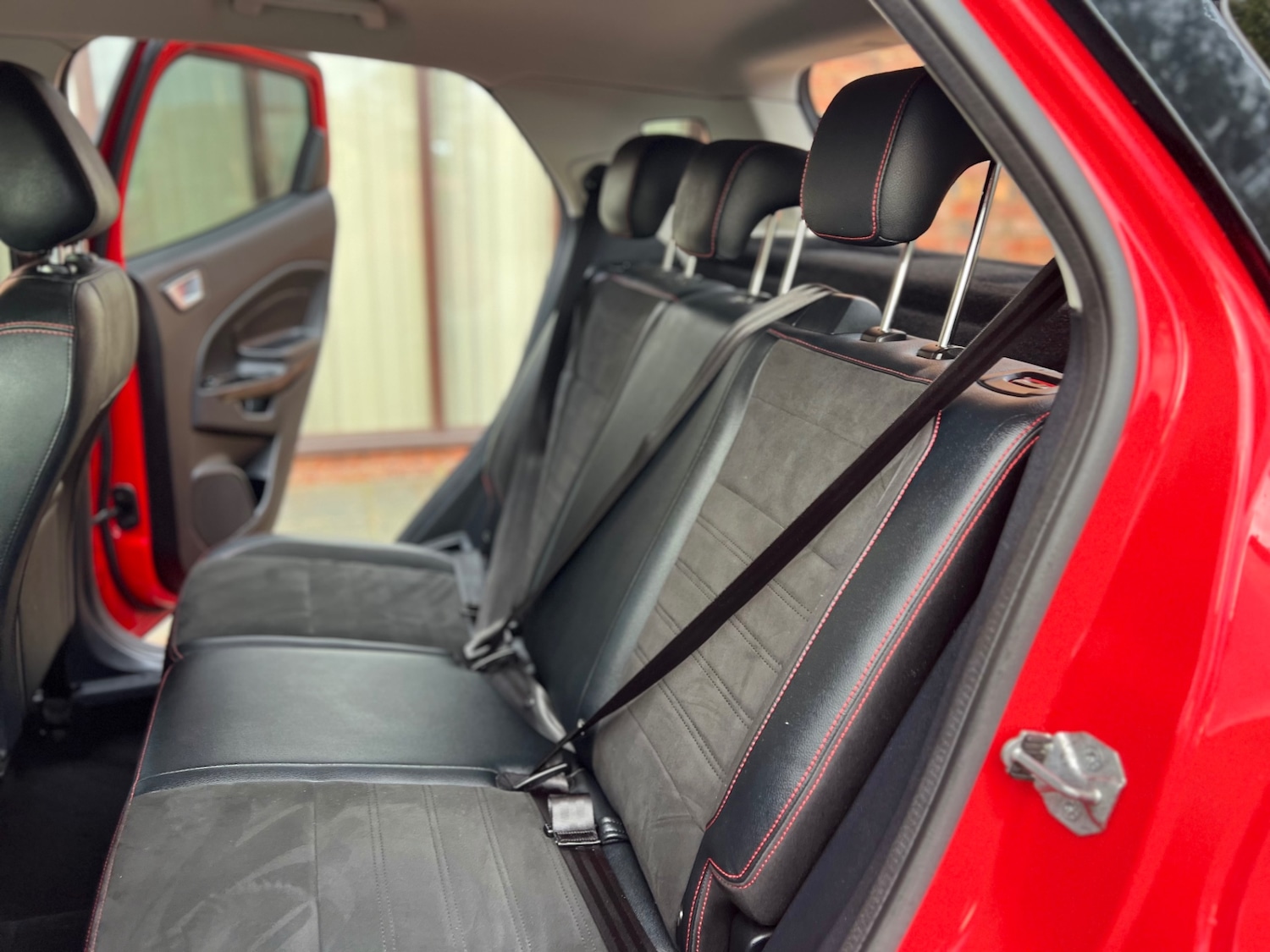 Used Ford Ecosport 2018 for sale - 77136196: Photo 26