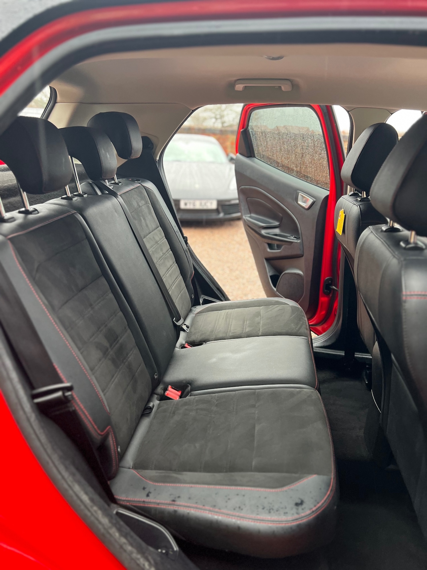 Used Ford Ecosport 2018 for sale - 77136196: Photo 8