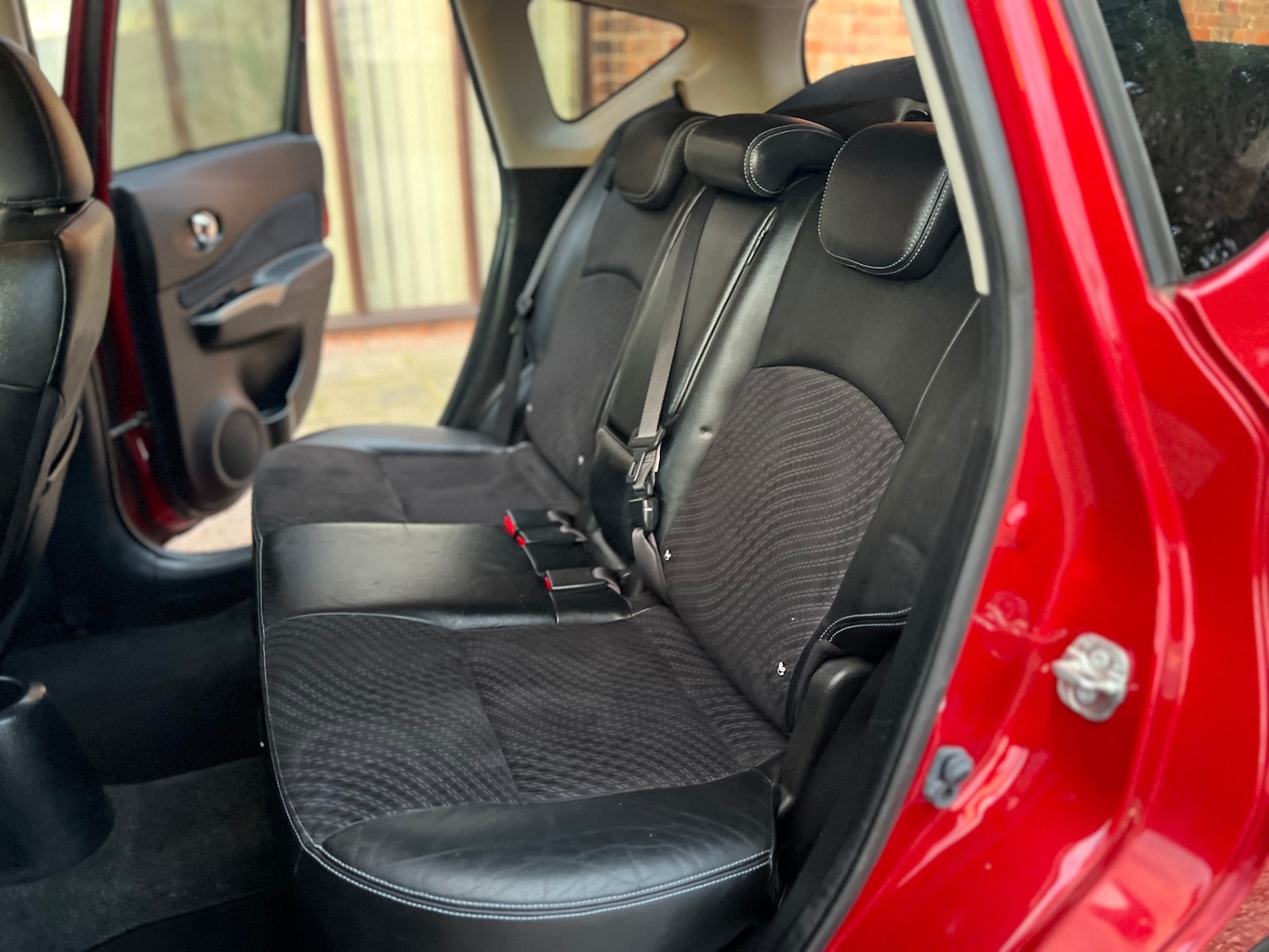 Used Nissan Note 2013 for sale - 76896880: Photo 2