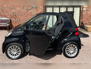 Used smart fortwo 2010 for sale - 78014359: Photo