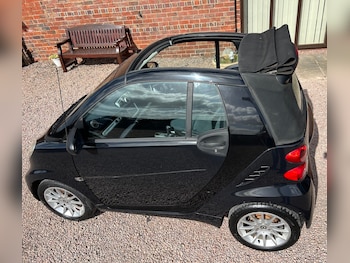 Used smart fortwo 2010 for sale - 78014359: Photo