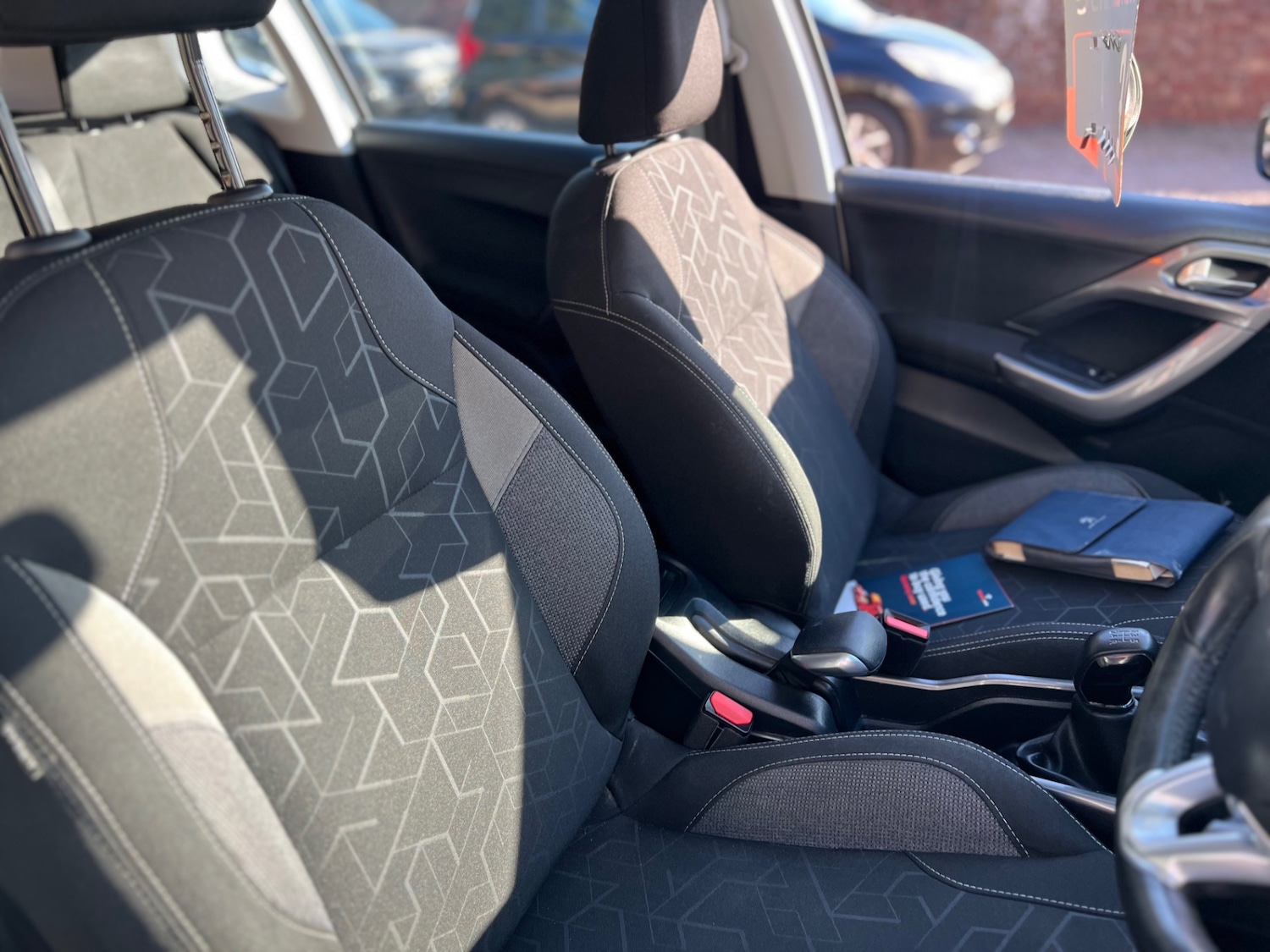 Used Peugeot 2008 2017 for sale - 77906734: Photo 15