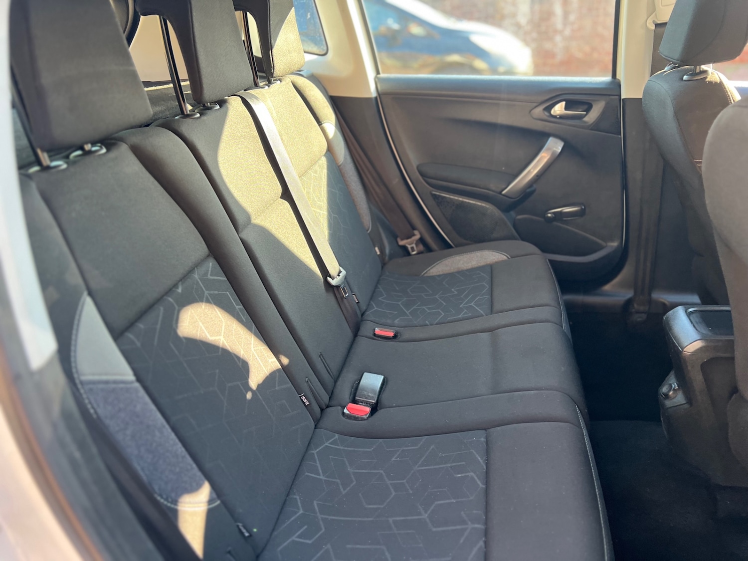 Used Peugeot 2008 2017 for sale - 77906734: Photo 8