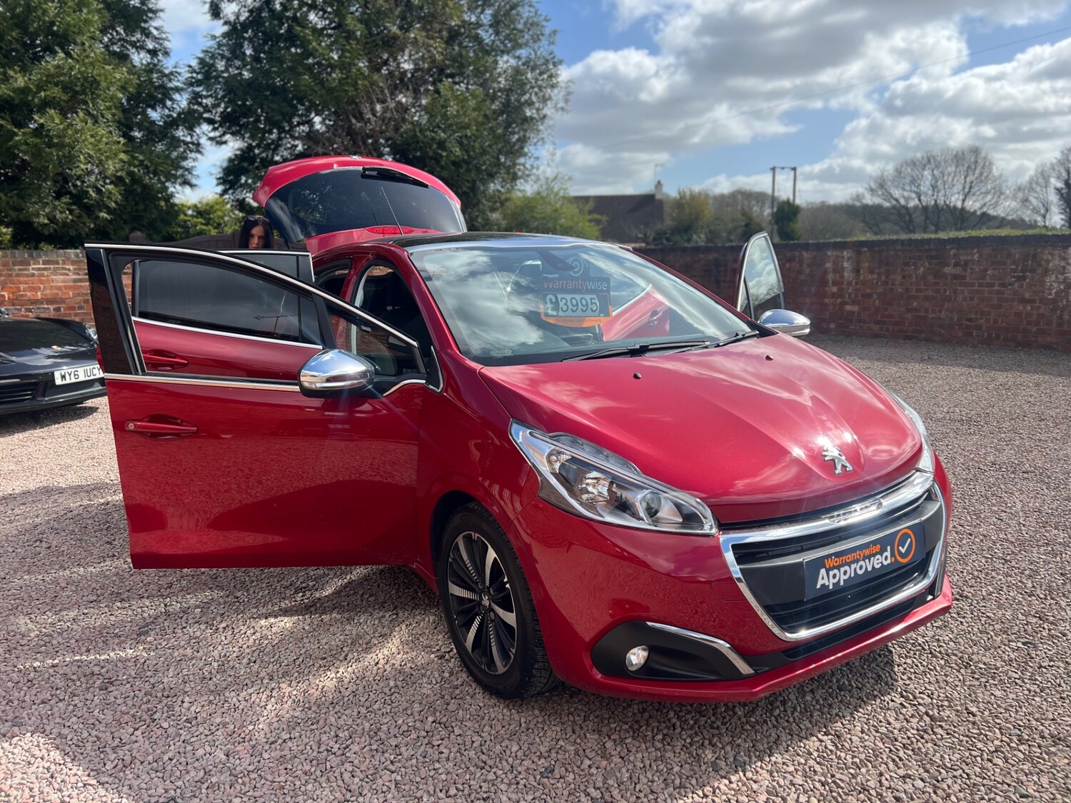Used Peugeot 208 2017 for sale - 78014372: Photo 18
