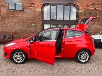 Used Ford Fiesta 2013 for sale - 76510527: Photo