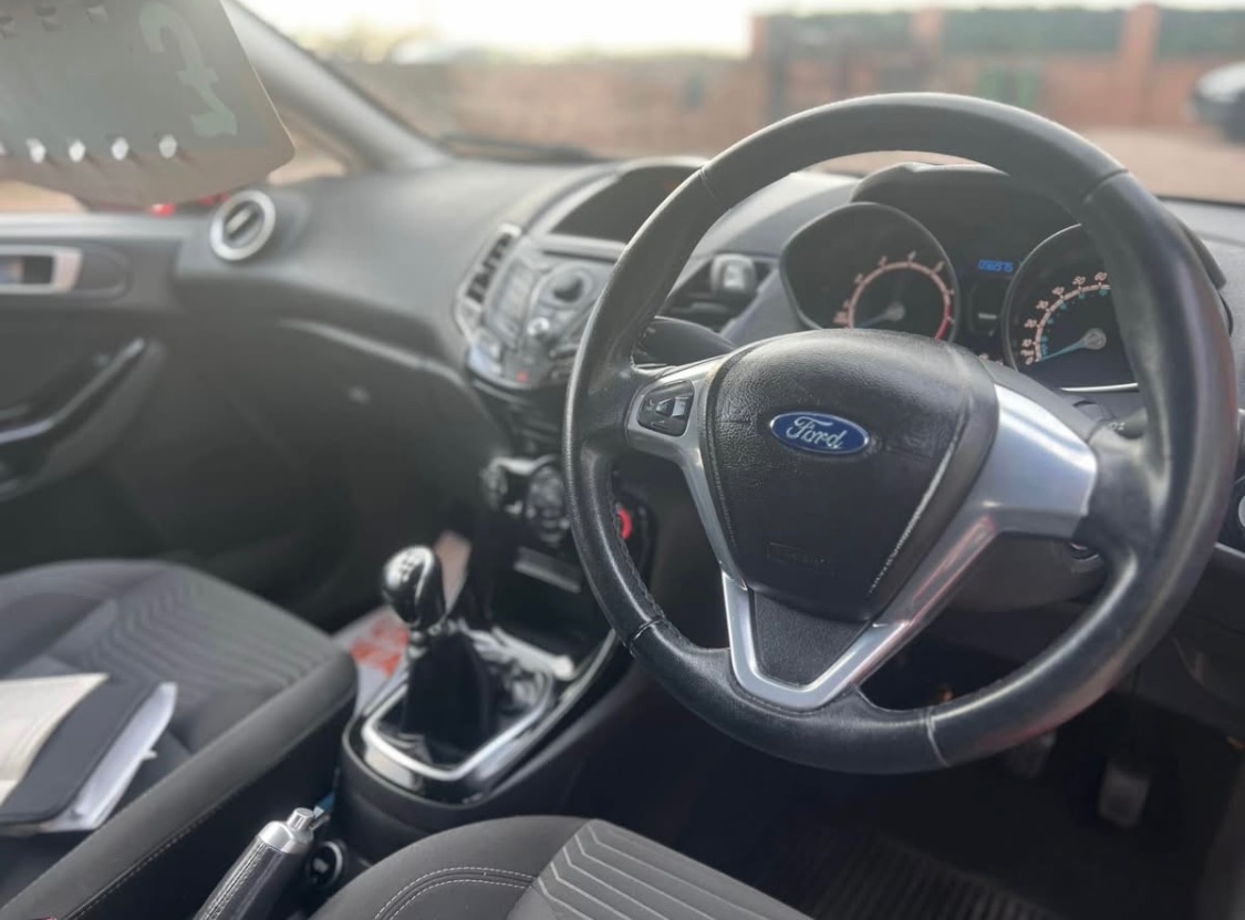 Used Ford Fiesta 2013 for sale - 76510527: Photo 3