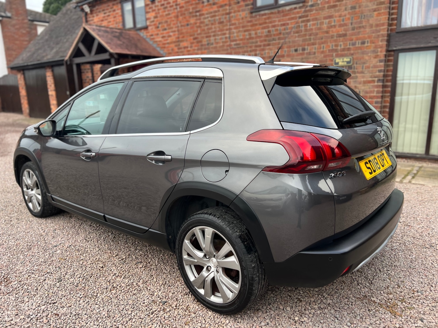 Used Peugeot 2008 2018 for sale - 77798534: Photo 8