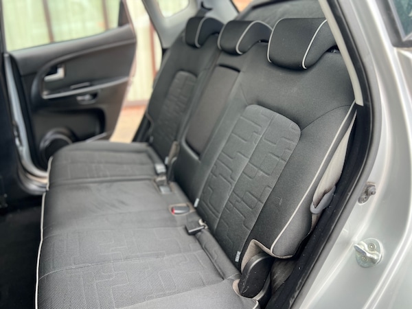 Used Kia Venga 2013 for sale - 74952210: Photo 7