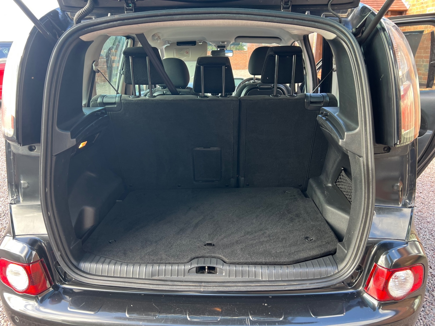 Used Citroen C3 Picasso 2012 for sale - 77681906: Photo 10