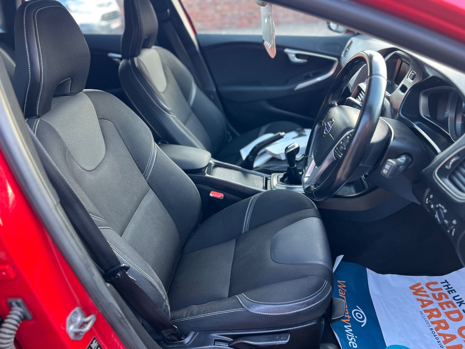 Used Volvo V40 2015 for sale - 76057073: Photo 21
