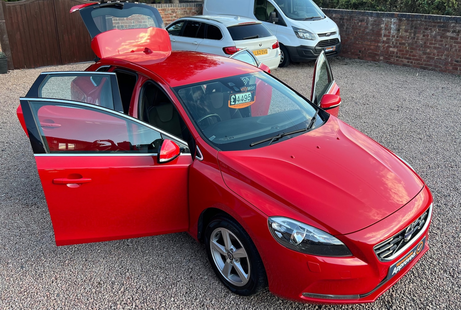 Used Volvo V40 2015 for sale - 76057073: Photo 24