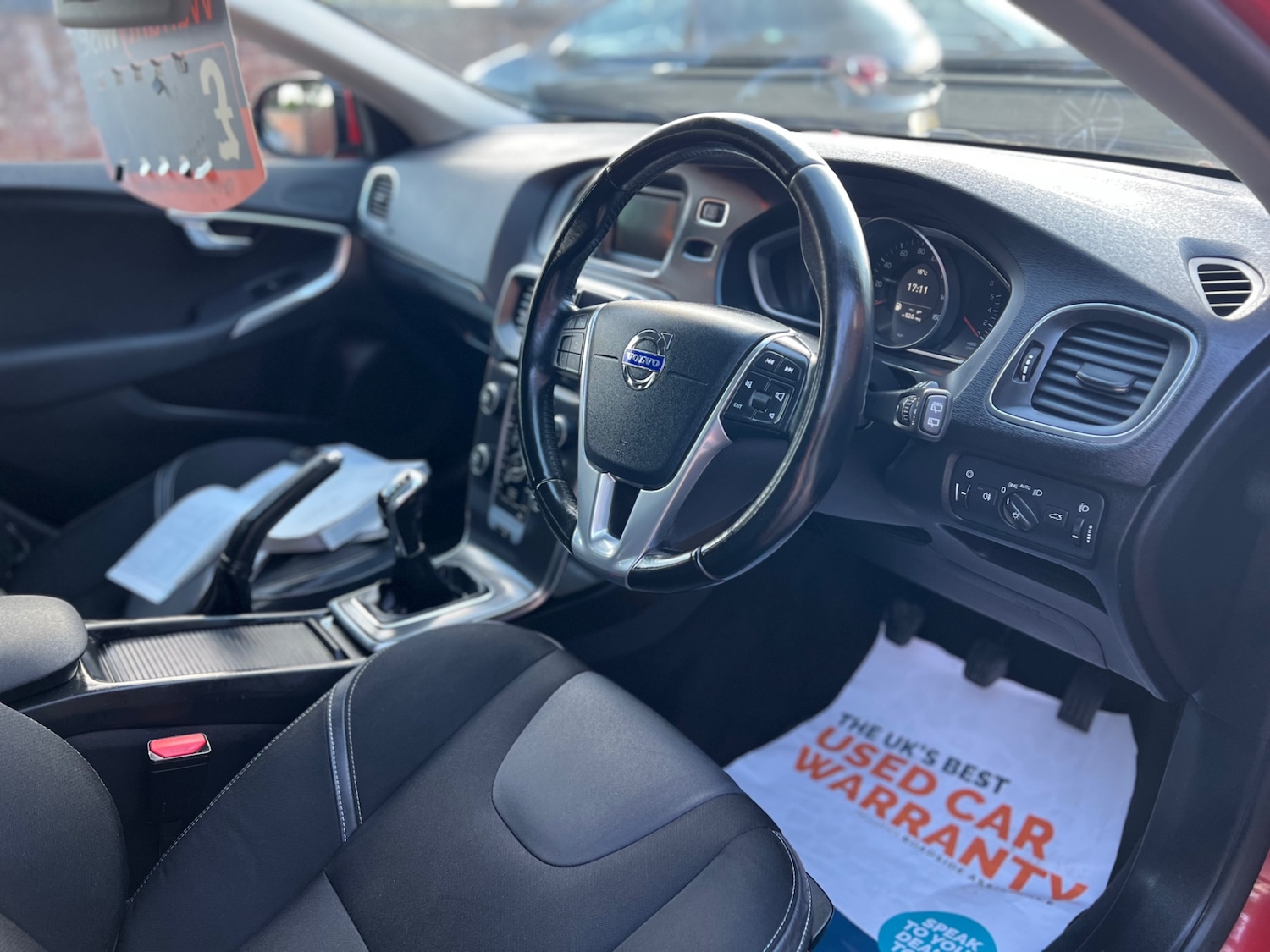 Used Volvo V40 2015 for sale - 76057073: Photo 3