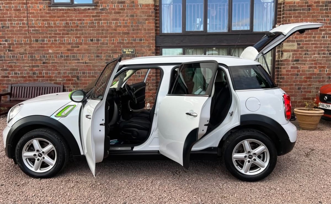 Used MINI Countryman 2013 for sale - 76877330: Photo 2