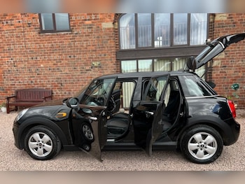 Used MINI Hatch 2016 for sale - 75956007: Photo