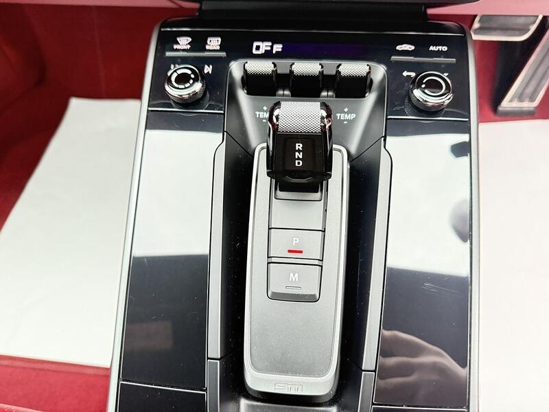 Used Porsche 911 2020 for sale - 77042379: Photo 10