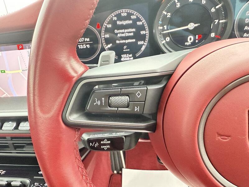 Used Porsche 911 2020 for sale - 77042379: Photo 18