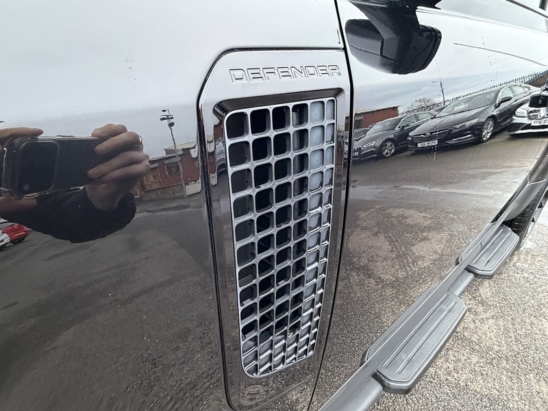 Used Land Rover Defender 2020 for sale - 77042393: Photo 52