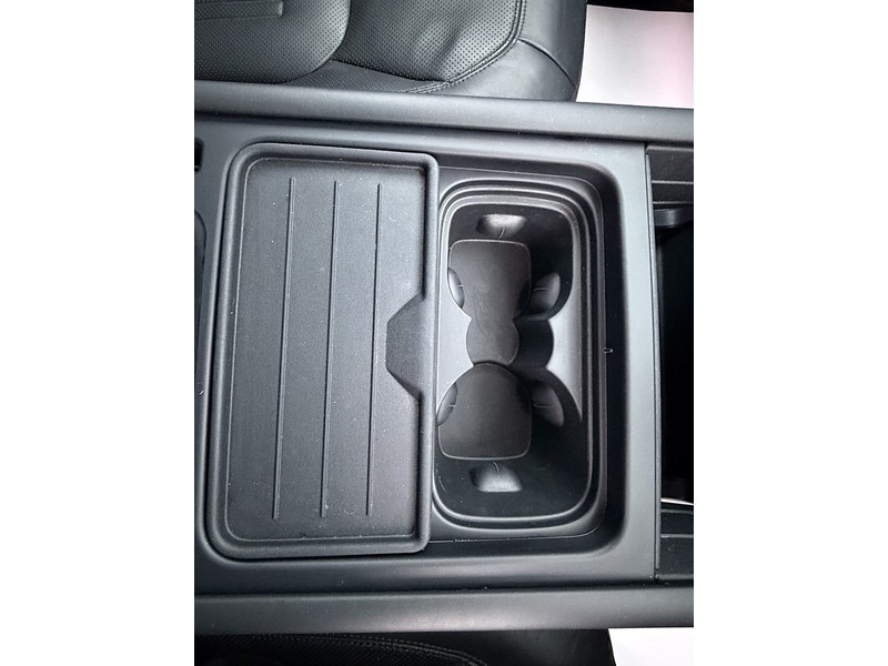 Used Land Rover Defender 2020 for sale - 77042393: Photo 9