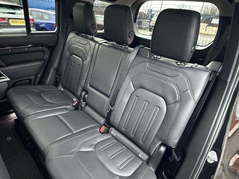 Used Land Rover Defender 110 for sale - 77206841: Photo 13