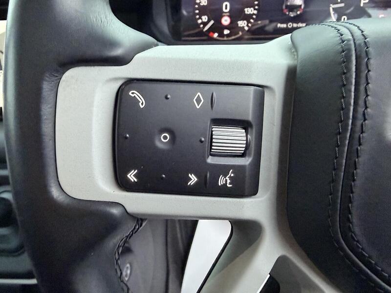 Used Land Rover Defender 110 for sale - 77206841: Photo 21