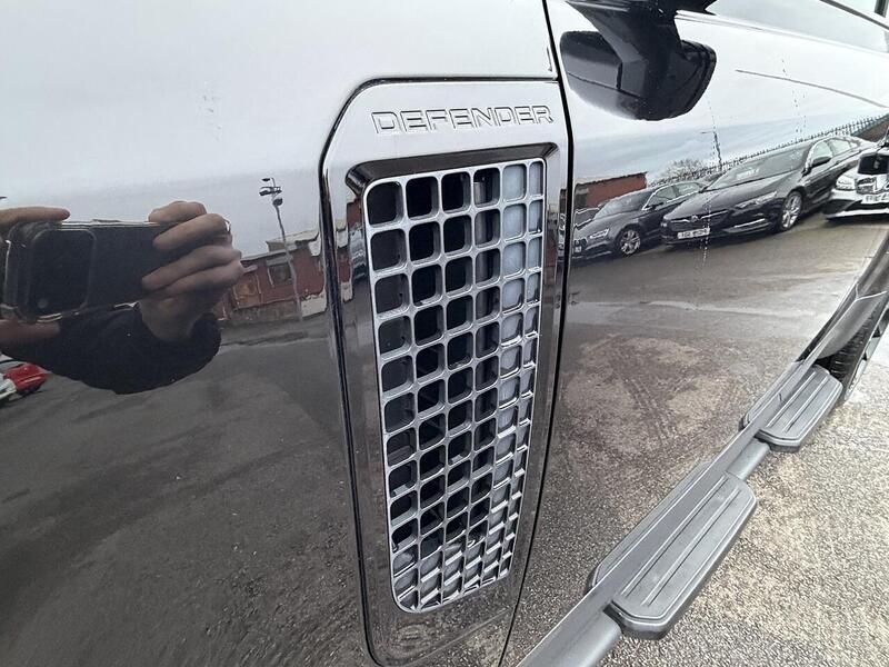 Used Land Rover Defender 110 for sale - 77206841: Photo 52