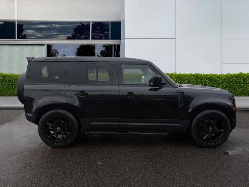 Used Land Rover Defender 110 for sale - 77206841: Photo 7