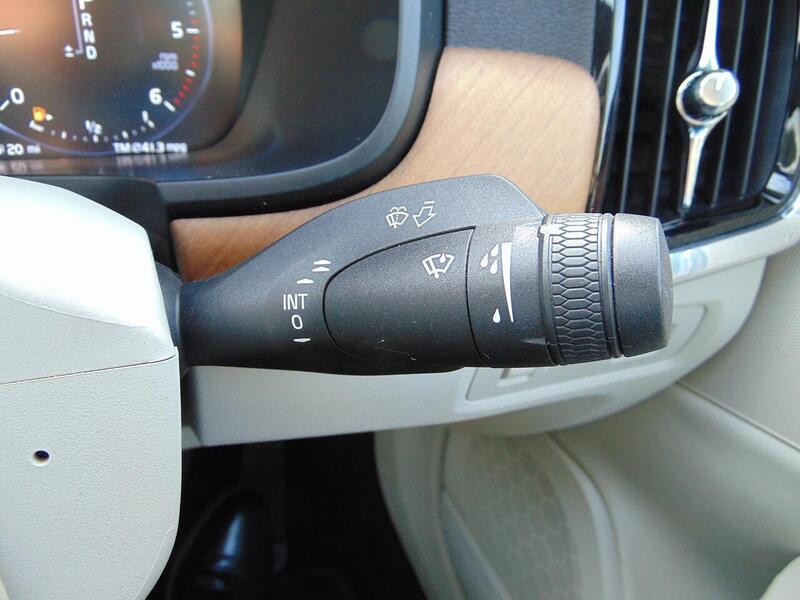 Used Volvo S90 2017 for sale - 77042363: Photo 41