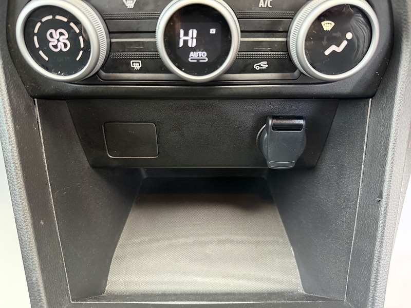 Used Dacia Jogger 2023 for sale - 77042435: Photo 40