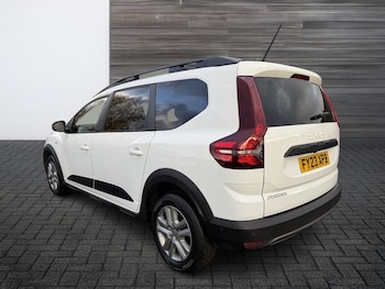Used Dacia Jogger 2023 for sale - 77042435: Photo