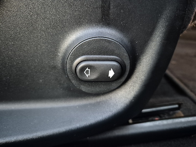 Used Jaguar XE 2017 for sale - 77042427: Photo 29