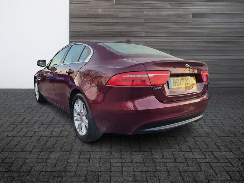 Used Jaguar XE 2017 for sale - 77042427: Photo 4